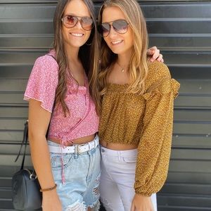 Burnt orange/light brown Vestique top